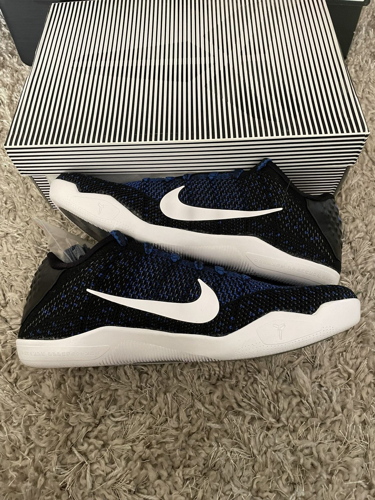 Nike Nike Kobe 11 Elite Low Mark Parker Size US 10 / EU 43 - 3 Thumbnail