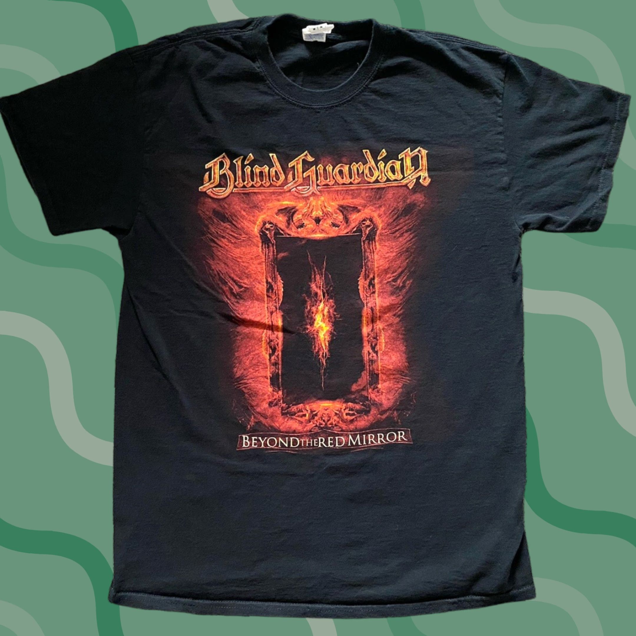 Gildan VINTAGE 2015 Blind Guardian Beyond The Red Mirror T Shirt Black Size M Size US M / EU 48-50 / 2 - 1 Thumbnail