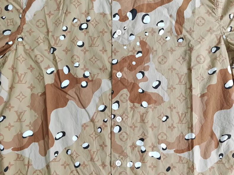 Louis Vuitton Louis Vuitton Presbyopic shirt 2505-Nextarrow Size US XS / EU 42 / 0 - 5 Thumbnail