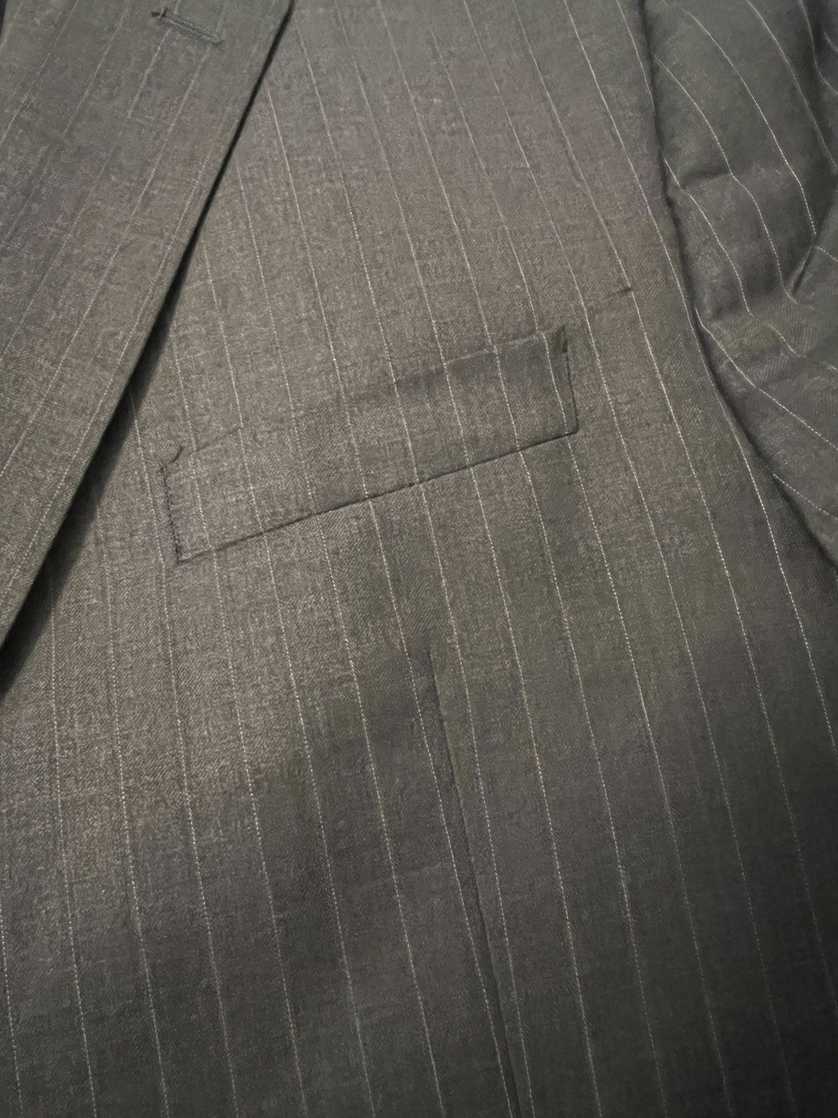 Chaps Ralph Lauren RALPH LAUREN CHAPS 2 PC SUIT- GREY PINSTRIPES- VINTAGE Size 44L - 4 Thumbnail