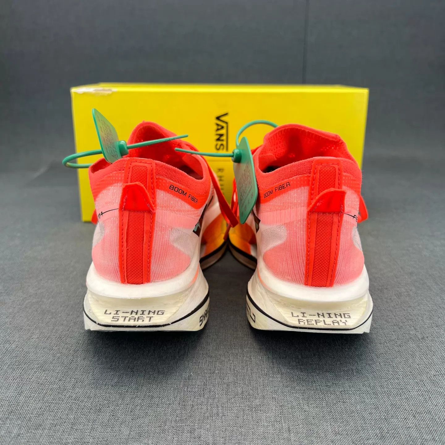 Li-Ning LI-NING Feidian 5 Ultra Fluorescent Red Size 42 Size US 9 / EU 42 - 4 Thumbnail