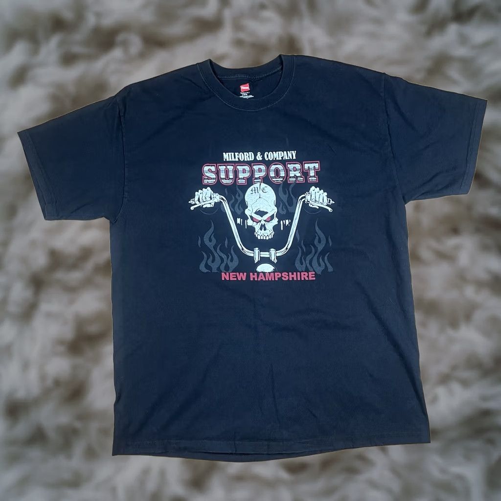 Hanes Hanes Graphics T-Shirt Adults L Large Black Cotton Knit Logo Short Sleeve Crew Neck Unisex Regular Vintage No Size US L / EU 52-54 / 3 - 1 Thumbnail
