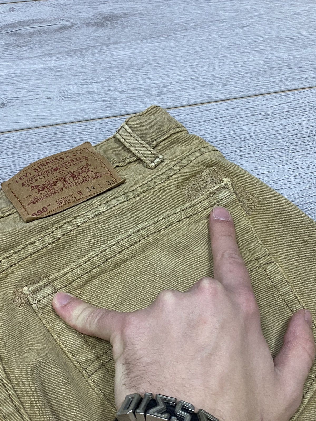 Levi's Levi’s vintage 550 made in USA wide jeans Size US 34 / EU 50 - 9 Thumbnail