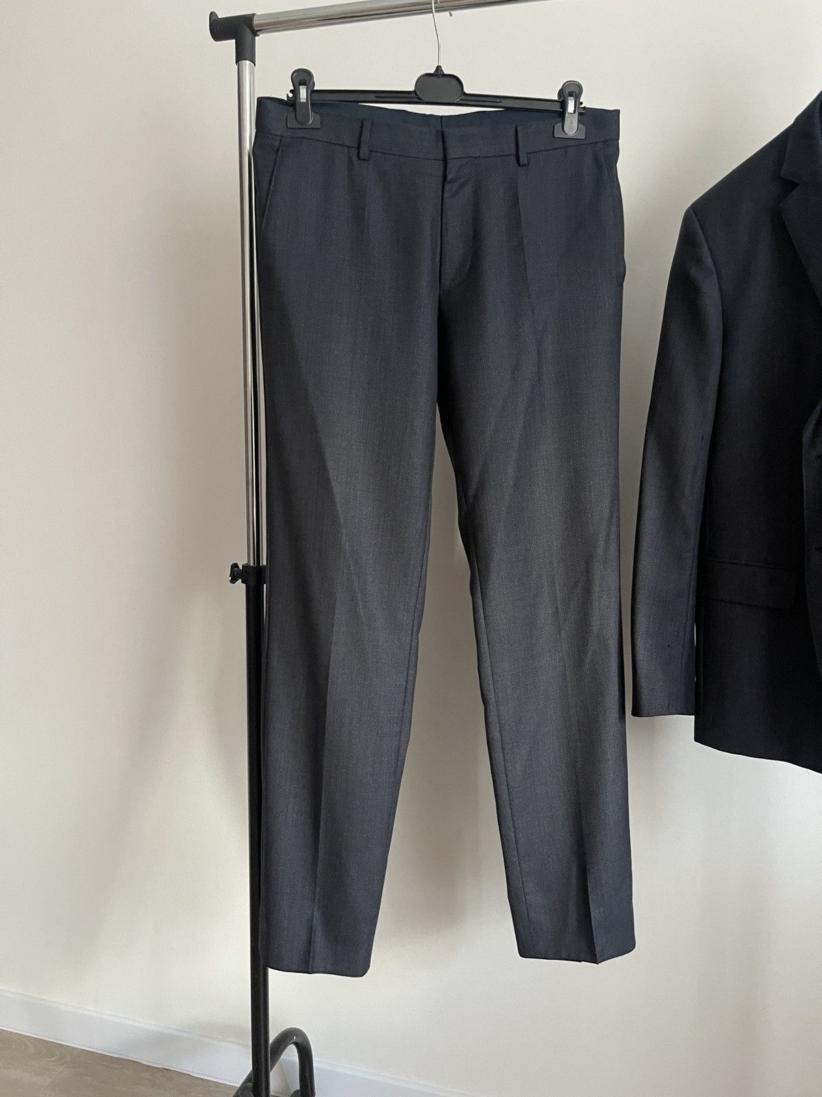 Hugo Boss Hugo boss mens classic suit blazer + trousers 40R Size 40R - 11 Thumbnail