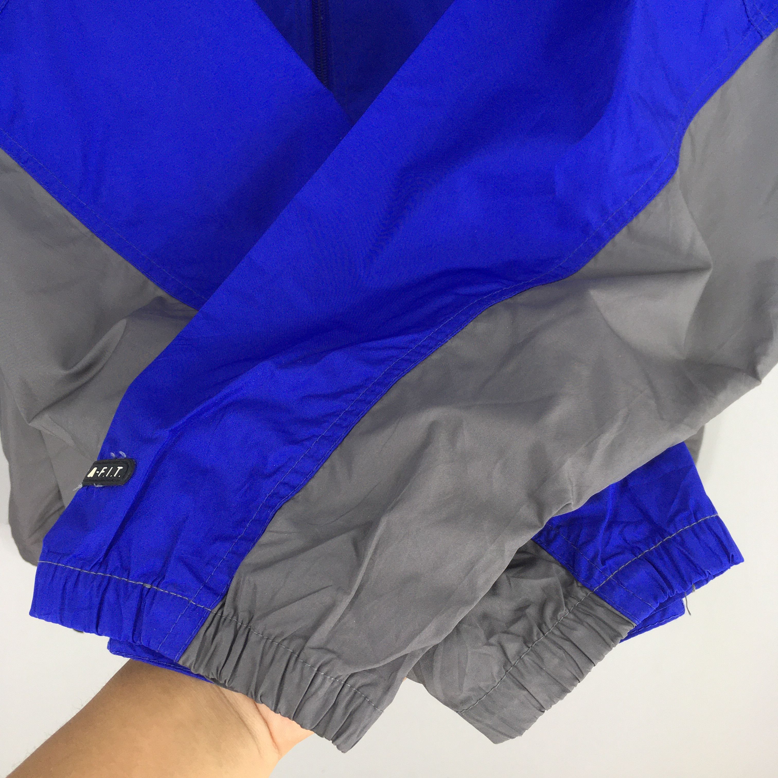 Nike ACG Vintage 90's Nike Acg Windbreaker Blue Hoodie Jacket Large Size US L / EU 52-54 / 3 - 4 Thumbnail