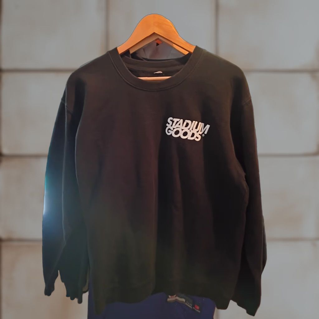 Vintage Stadium Goods Sweatshirt Pullover Size L Staff Member Sneakerhead Hype Size US L / EU 52-54 / 3 - 1 Thumbnail