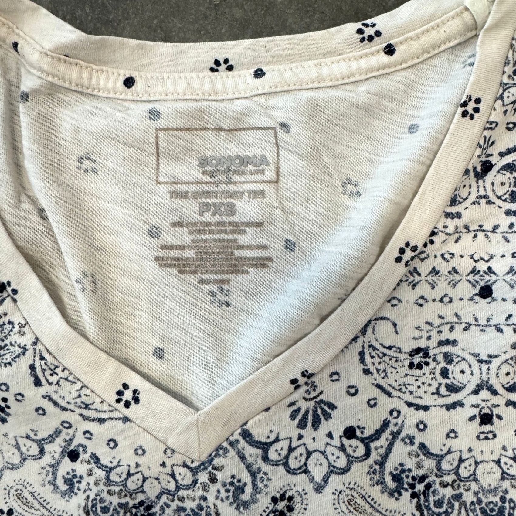 Vintage VINTAGE Sonoma Graphic Tee Women's Small White Paisley Floral Grunge Y2K Shirt Size S / US 4 / IT 40 - 3 Thumbnail