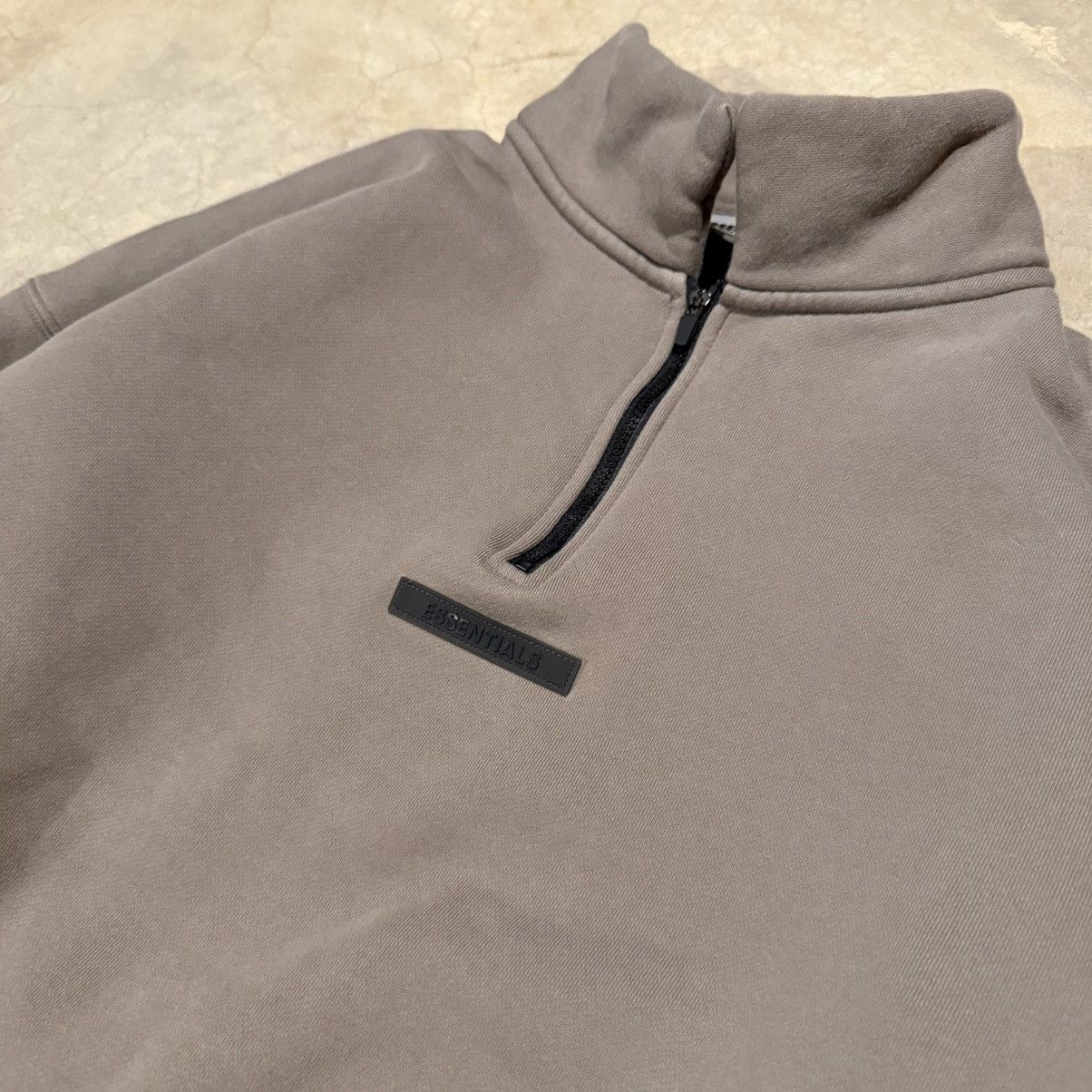 Essentials Fear of God Essentials Mockneck Half Zip Sweatshirt Taupe Size US XS / EU 42 / 0 - 3 Thumbnail