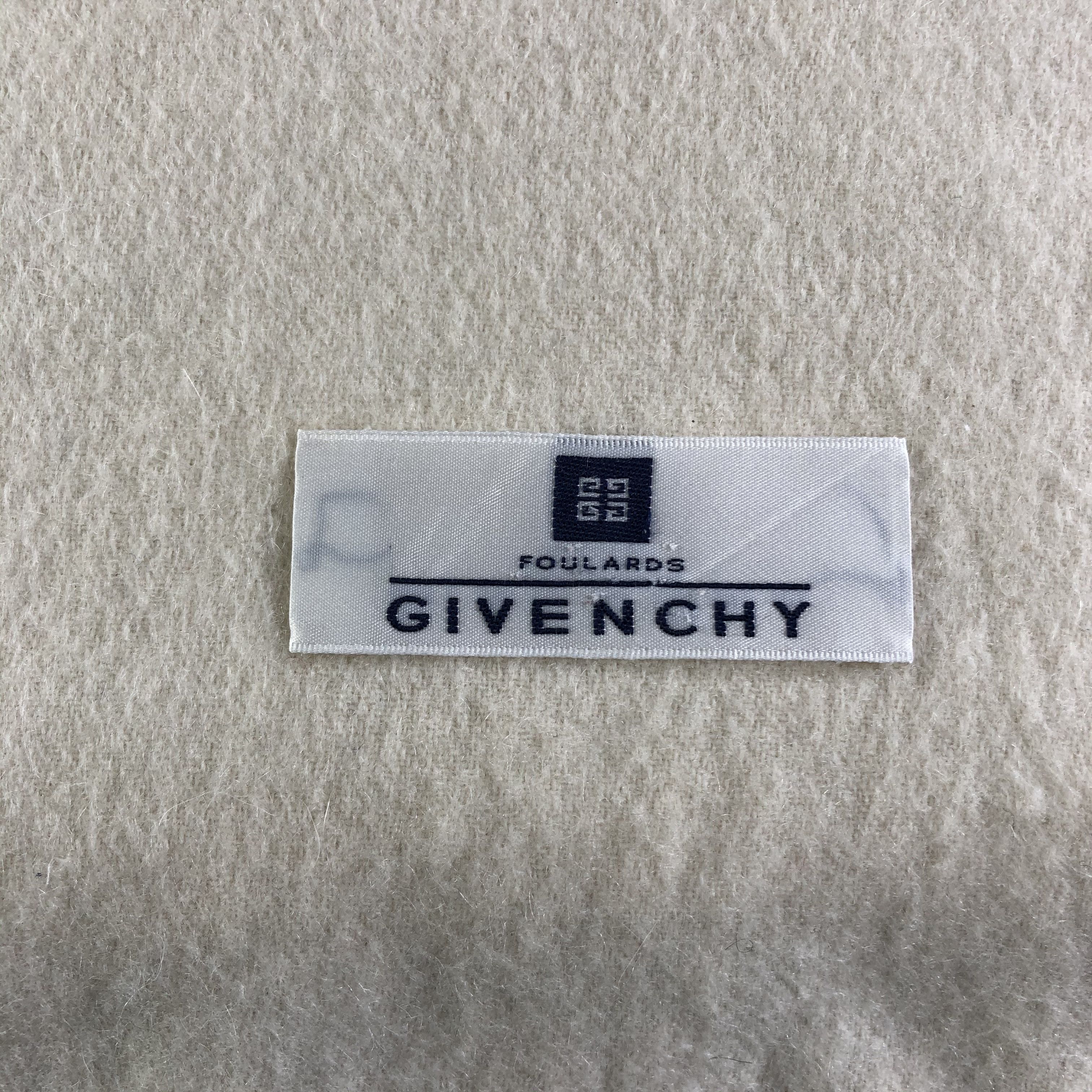 Vintage Givenchy Scarf / Muffler / Neckwear P061 Size ONE SIZE - 4 Thumbnail