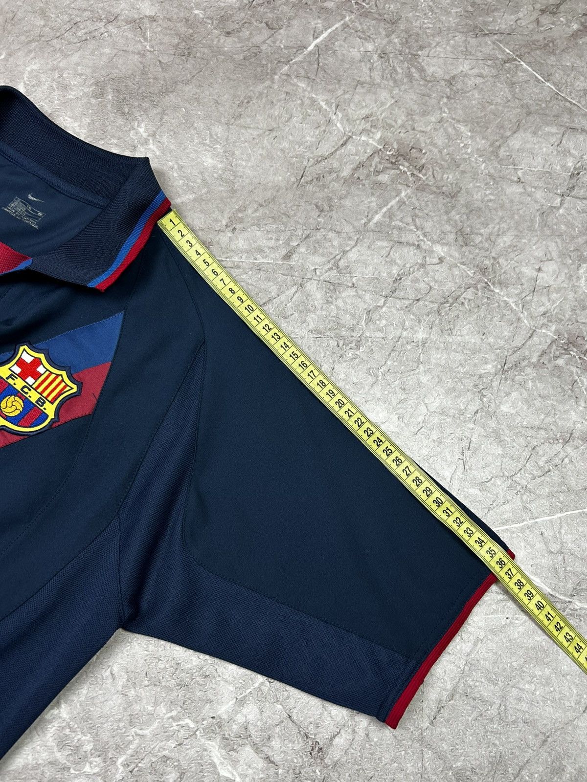Nike FC Barcelona Nike 2002 2003 2004 Away Football Soccer Jersey Size US S / EU 44-46 / 1 - 13 Thumbnail