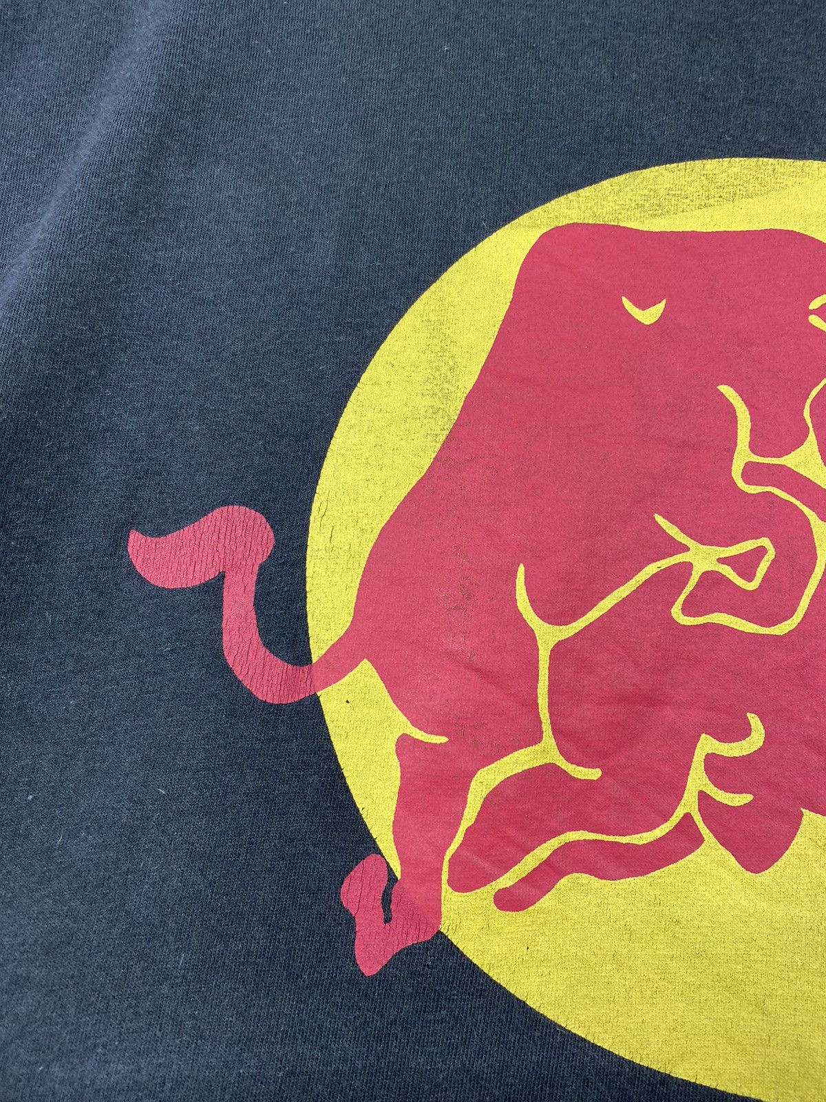 Red Bull Vintage Y2K Red Bull Bad Bull Parody T Shirt Pornstar Size US XL / EU 56 / 4 - 5 Thumbnail