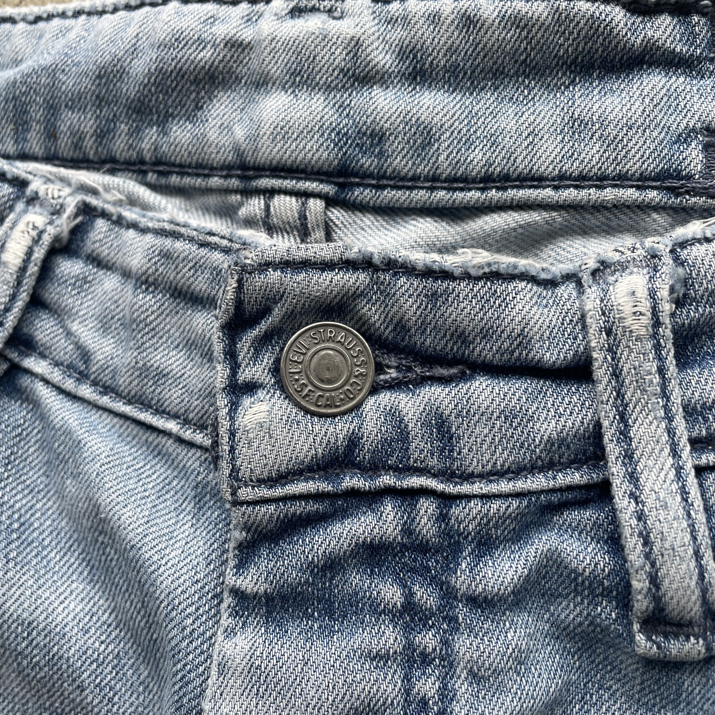 Levi's VINTAGE LEVI’S DISTRESSED JEANS STRAIGHT FADED DENIM PANTS Size US 33 - 6 Thumbnail
