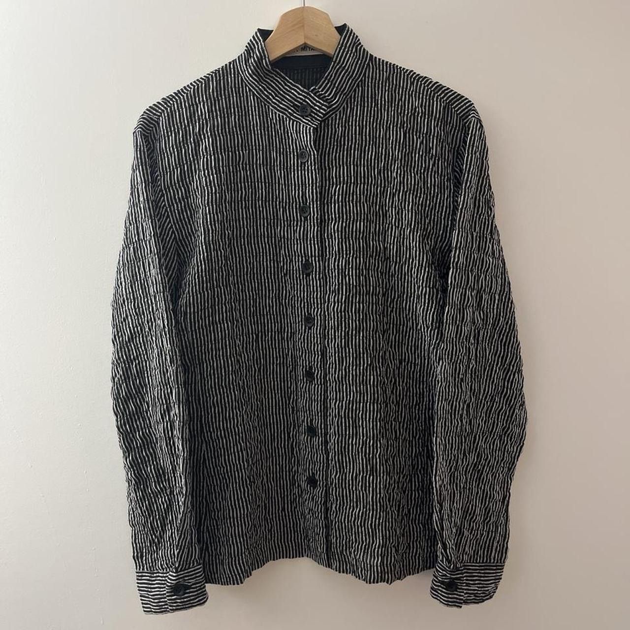 Issey Miyake Issey Miyake Crinkled Mandarin Collar Shirt Size US S / EU 44-46 / 1 - 1 Thumbnail