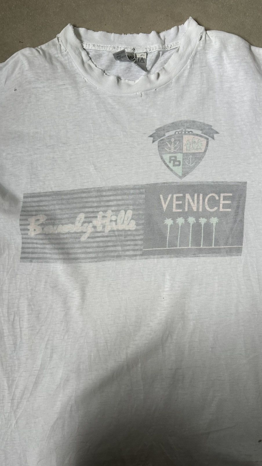 Vintage VINTAGE VENICE BEVERLY HILLS DISTRESSED TEE Size US L / EU 52-54 / 3 - 2 Thumbnail