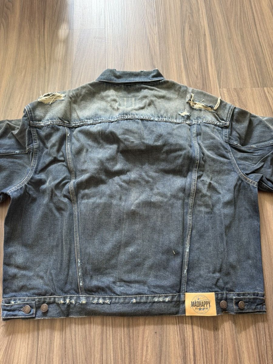 Gap × Madhappy GAP x Mad Happy Denim Jacket Distressed Dark Wash Size L Size US L / EU 52-54 / 3 - 7 Thumbnail