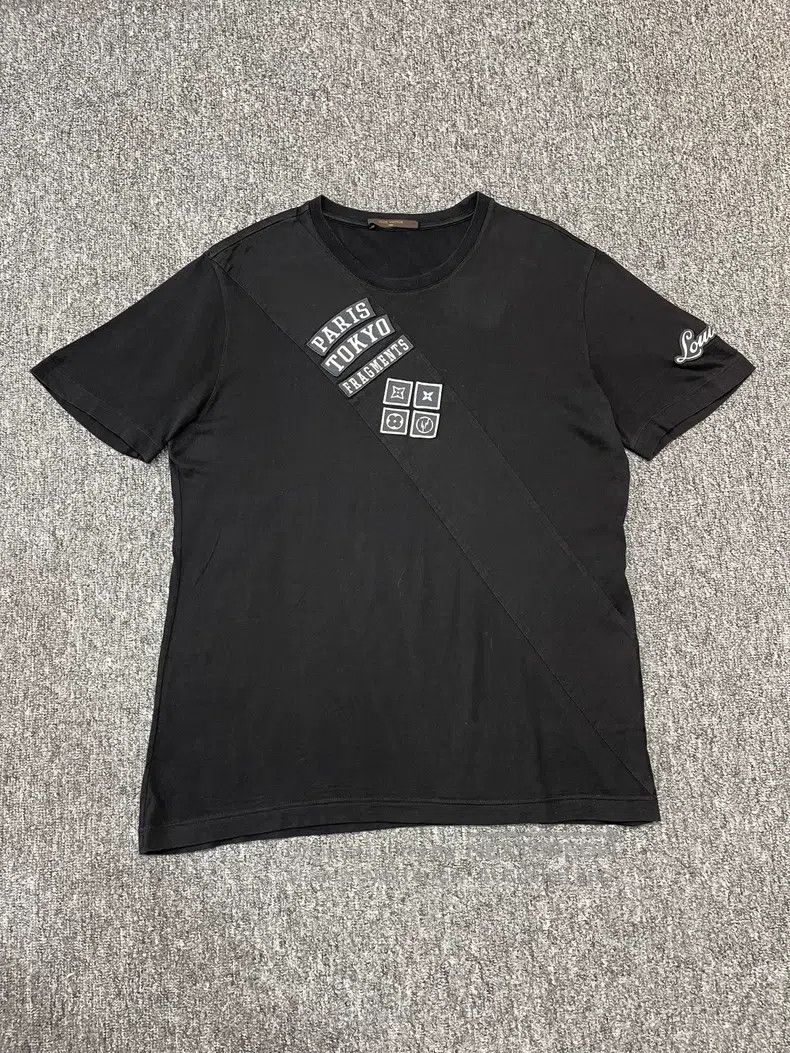 Louis Vuitton Louis Vuitton Big logo T-shirt Size US XL / EU 56 / 4 - 1 Thumbnail