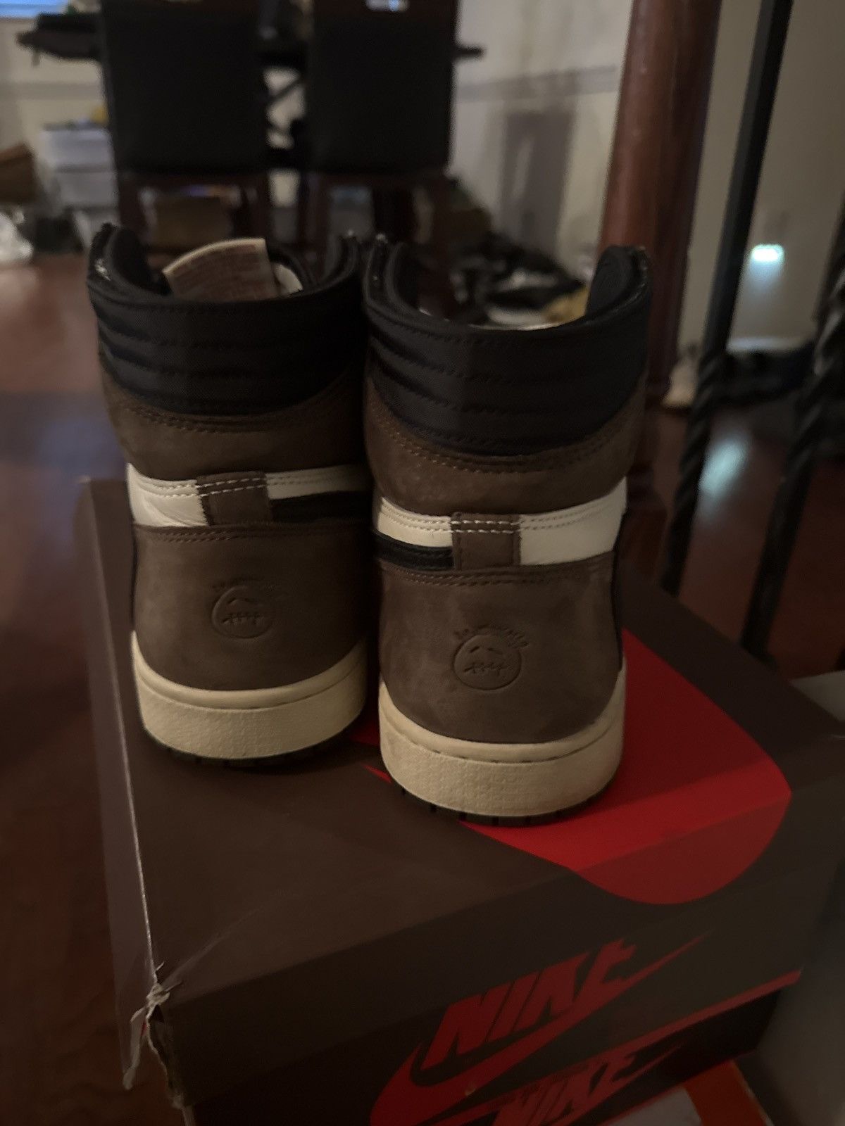 Jordan Brand Travis Scott Jordan 1 high Size US 10 / EU 43 - 10 Thumbnail
