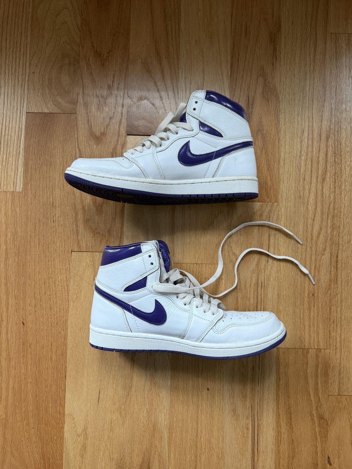 Jordan Brand × Nike Womens AJ 1 og court purple (Men US 8, Wmn US9.5) Size US 8 / EU 41 - 1 Thumbnail