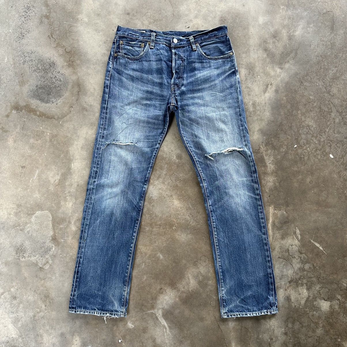 Levi's Vintage Levi’s 501 Distressed Faded Denim Jean Pant W33 Size US 33 - 1 Thumbnail