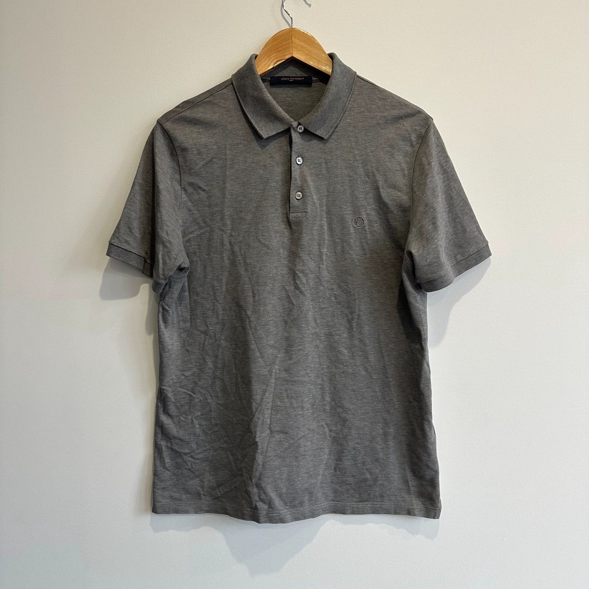 Louis Vuitton LV Solid Gray Short Sleeve Polo Shirt L Size US L / EU 52-54 / 3 - 1 Thumbnail