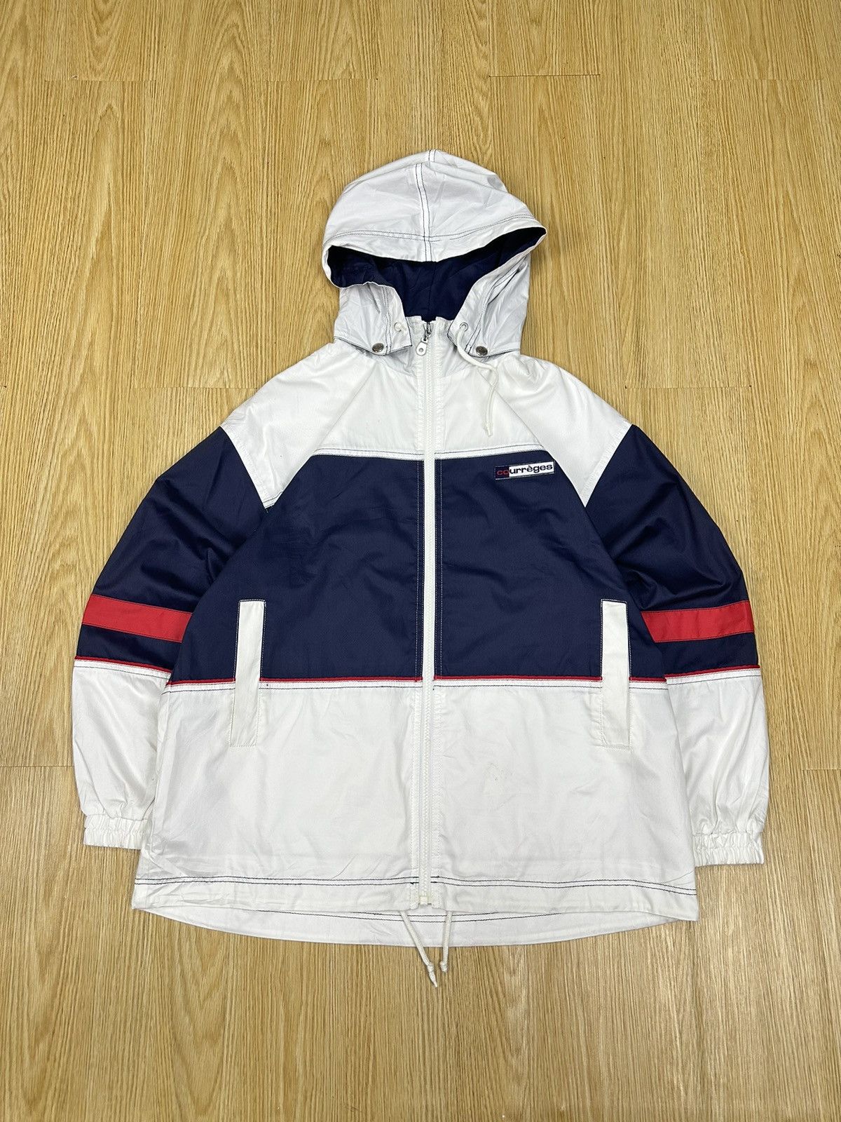 Courreges Courreges Nylon Windbreaker Vintage Jacket Z207 Size US L / EU 52-54 / 3 - 2 Thumbnail