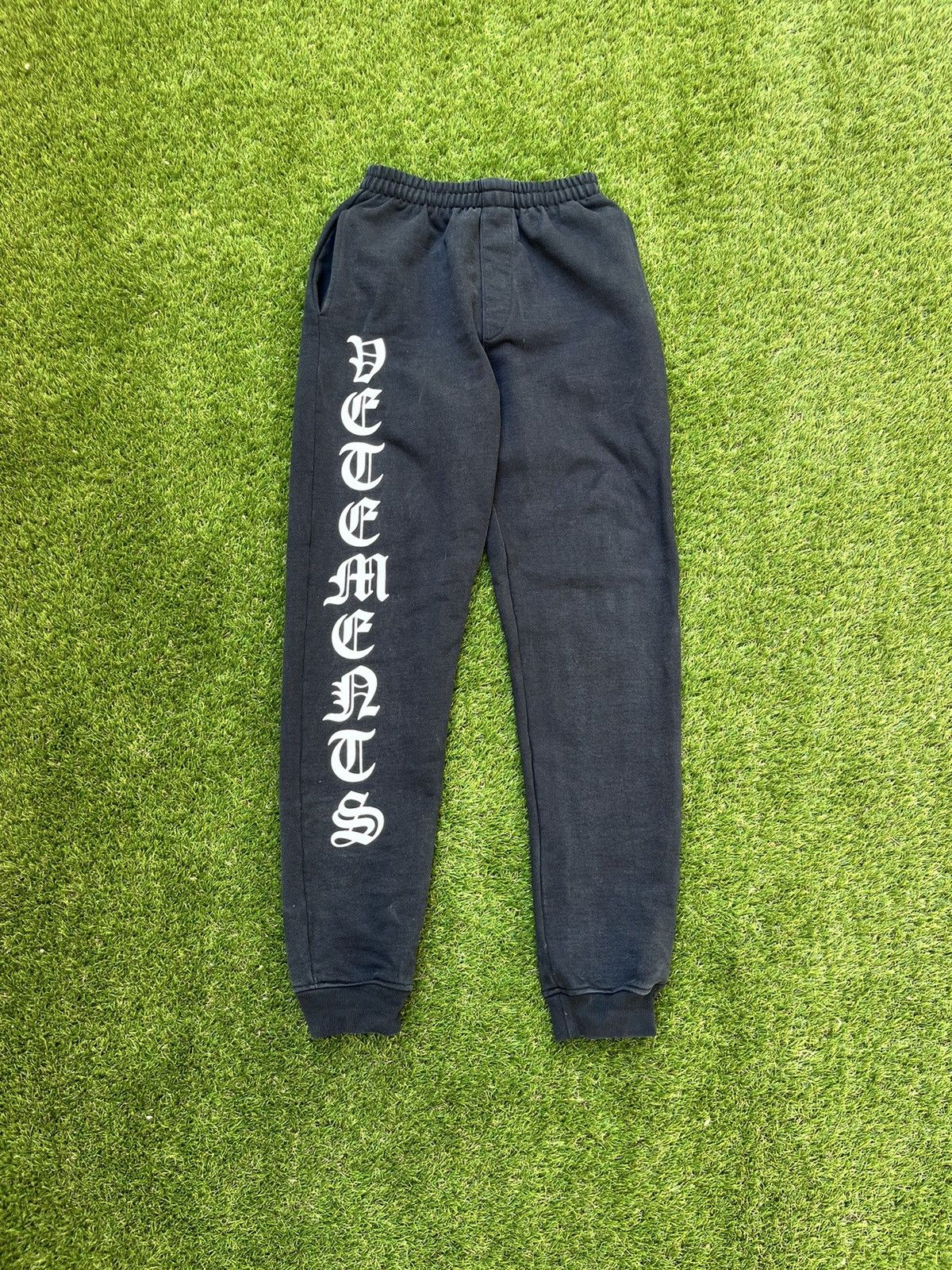 image of Vetements Fw2020 Gothic Logo Sweatpants in Black, Men's (Size 30)