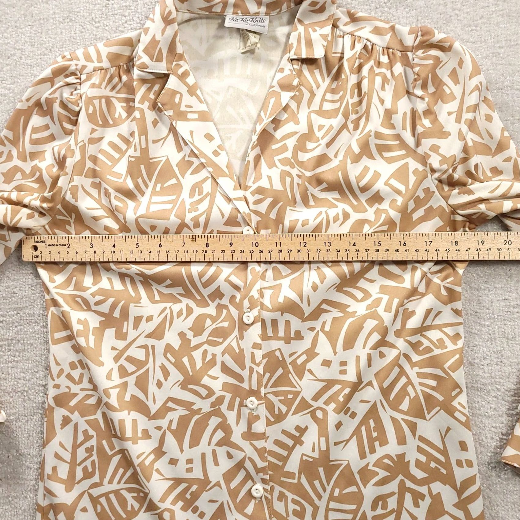 Vintage VINTAGE KoKo Knits of California White Brown Geometric Blouse Size 8 Button Up Shirt Womens Size M / US 6-8 / IT 42-44 - 3 Thumbnail