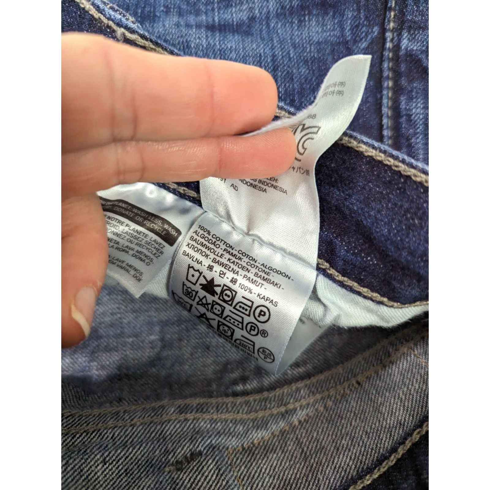 Levi's VINTAGE Levi's 501 Jeans Denim Blue Dark Wash Button Fly 38x32 Men Regular Straight 100% Cotton M5J Size US 38 / EU 54 - 3 Thumbnail