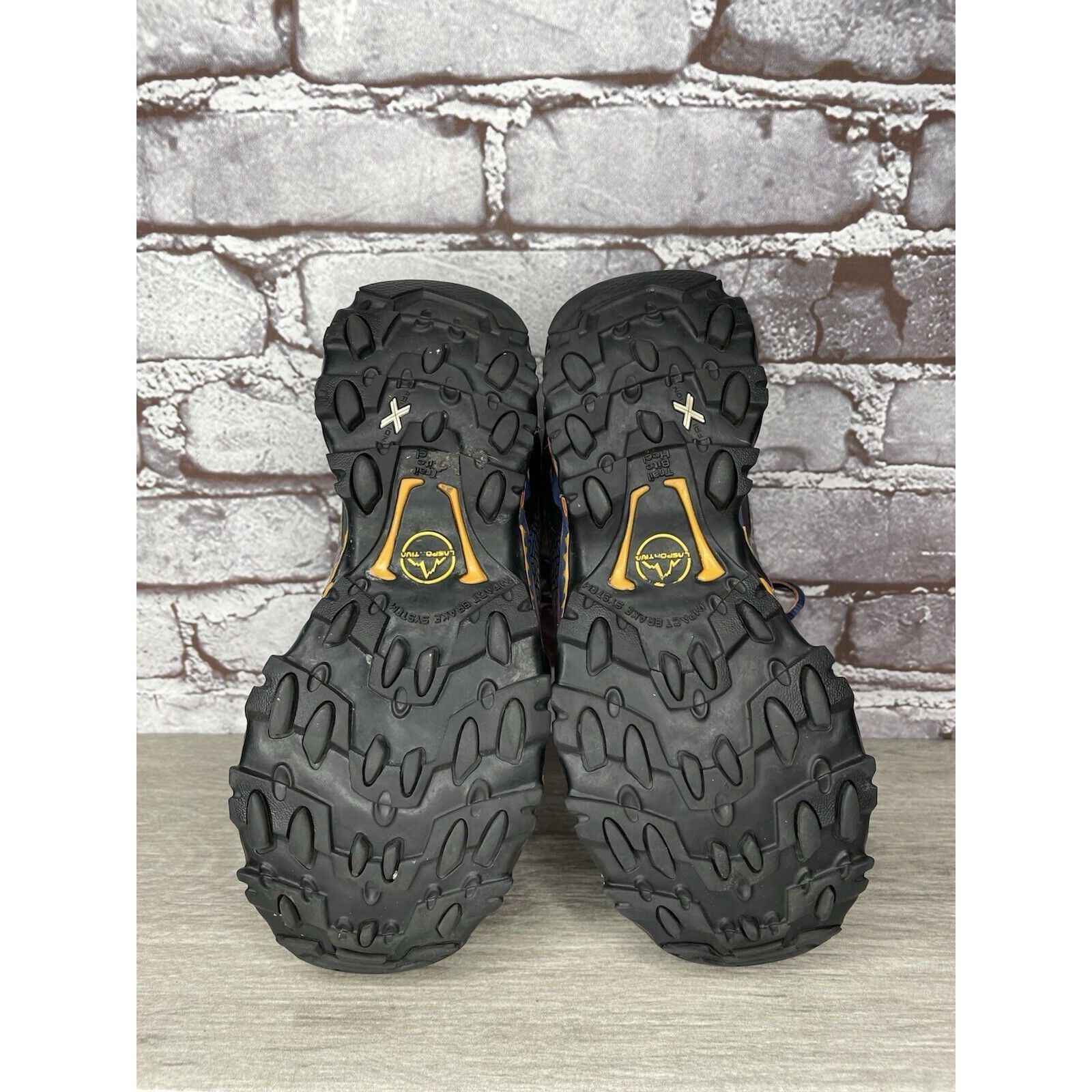 La Sportiva La Sportiva Ultra Raptor II Blue Mesh Trail Denim Rouge Hiki Size US 6 / IT 36 - 16 Thumbnail