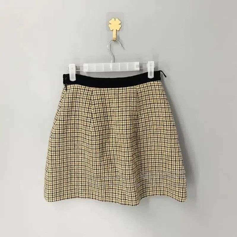 Miu Miu Miu Miu Light Brown Wool Skirt . Size 35" - 2 Thumbnail