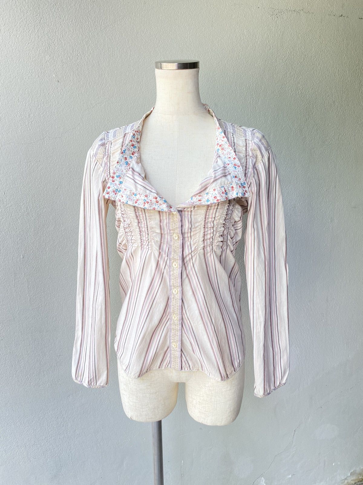 Marithe + Francois Girbaud Marithe Francois Girbaud floral print blouse. Size S / US 4 / IT 40 - 9 Thumbnail