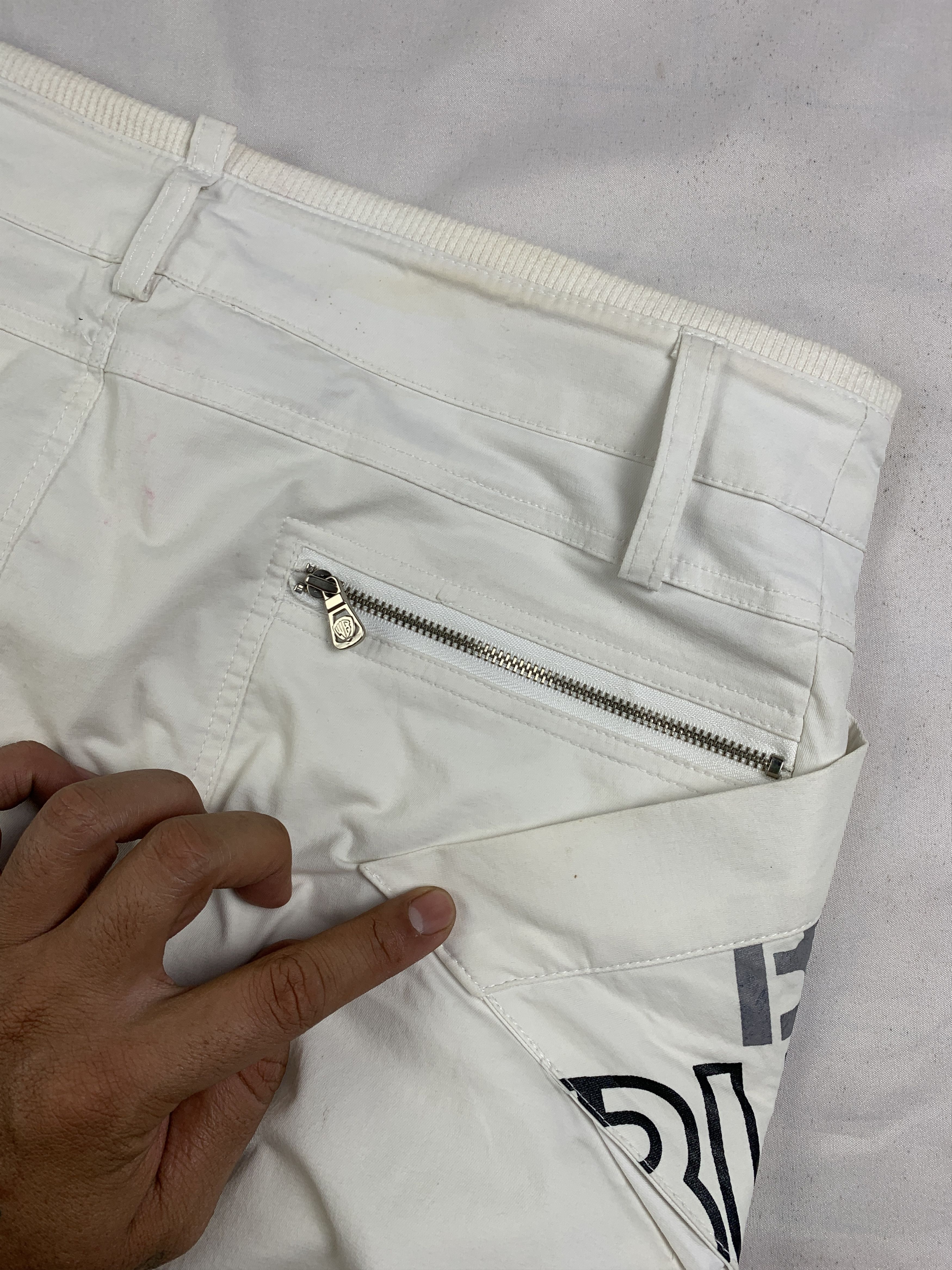 Warner Bros Warner Bros Golf Bugs Bunny White Skorts (29) Size 29" - 12 Thumbnail