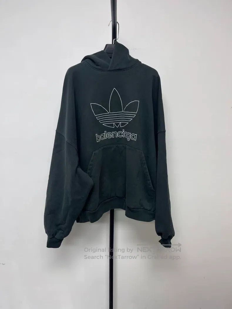 Balenciaga Balenciaga Logo Letter Printed Hoodie Size US M / EU 48-50 / 2 - 1 Thumbnail