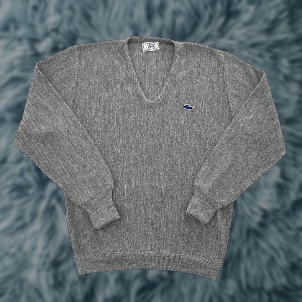 Lacoste VINTAGE Izod Lacoste Sweater Adult Large Gray V-Neck Pullover Knit Mens 80s USA Size US L / EU 52-54 / 3 - 1 Thumbnail