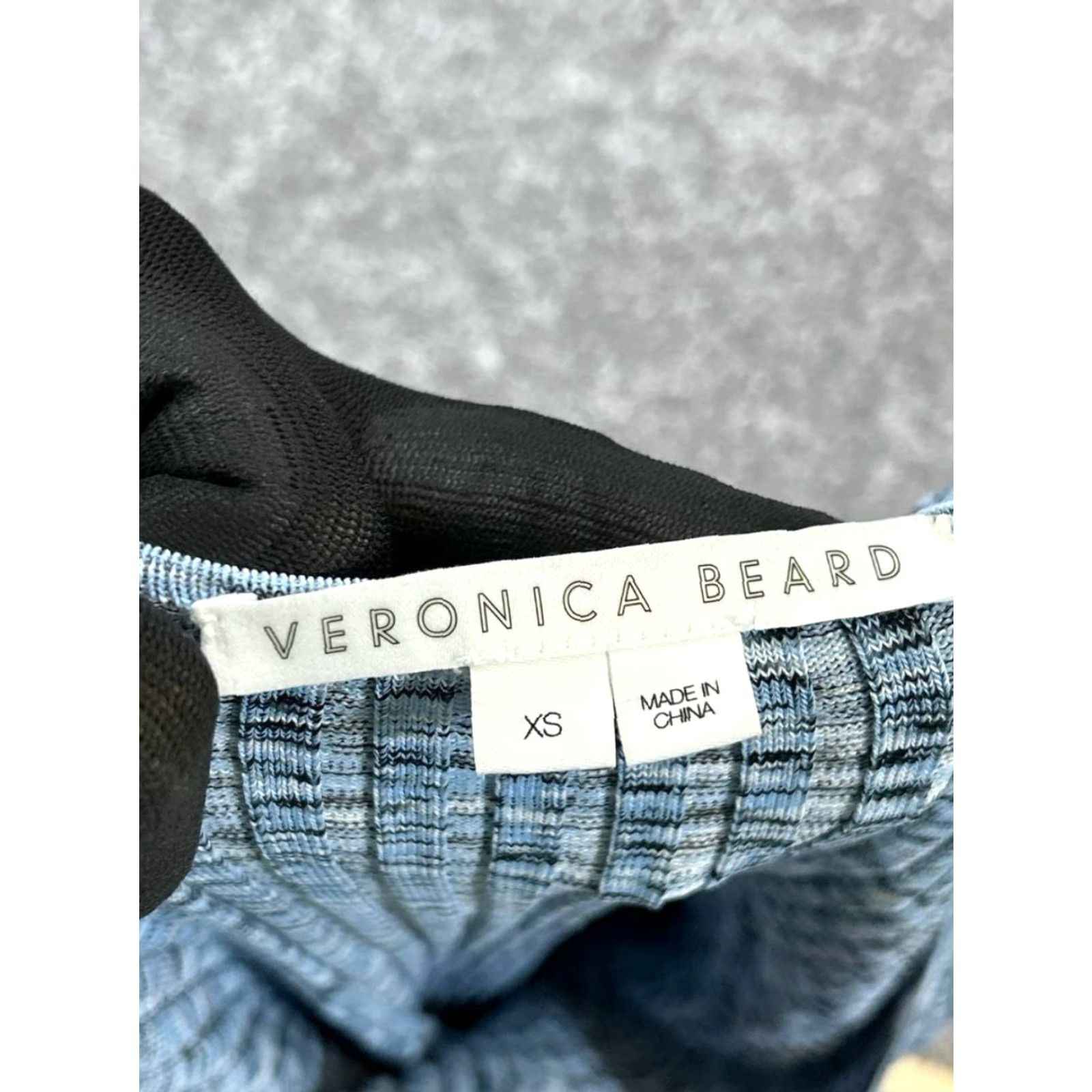 Veronica Beard VINTAGE Veronica Beard Blouse Shirt Women XS Blue Knit Long Sleeve V-Neck Casual Top Size XS / US 0-2 / IT 36-38 - 3 Thumbnail