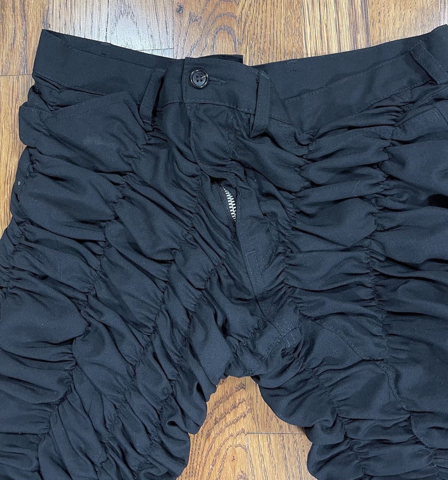 Comme des Garcons COMME des GARCONS CDG Runway Ruffle Pants Black Size XS Size US 28 / EU 44 - 2 Thumbnail