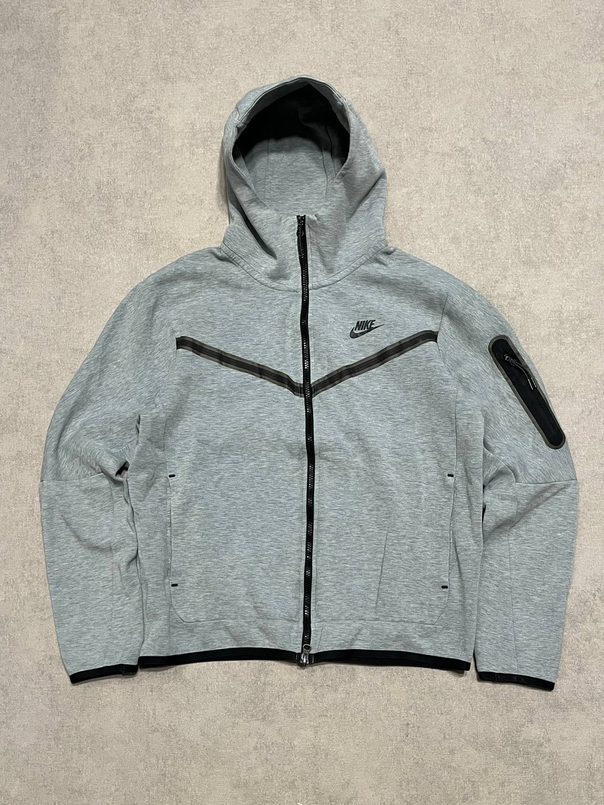 Nike Tech Fleece Men`s Zip Hoodie Gray Size M