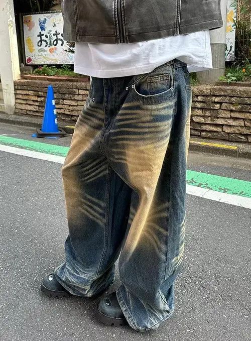 Japanese Brand vintage washed distressed whiskering baggy jeans Size US 32 / EU 48 - 1 Thumbnail
