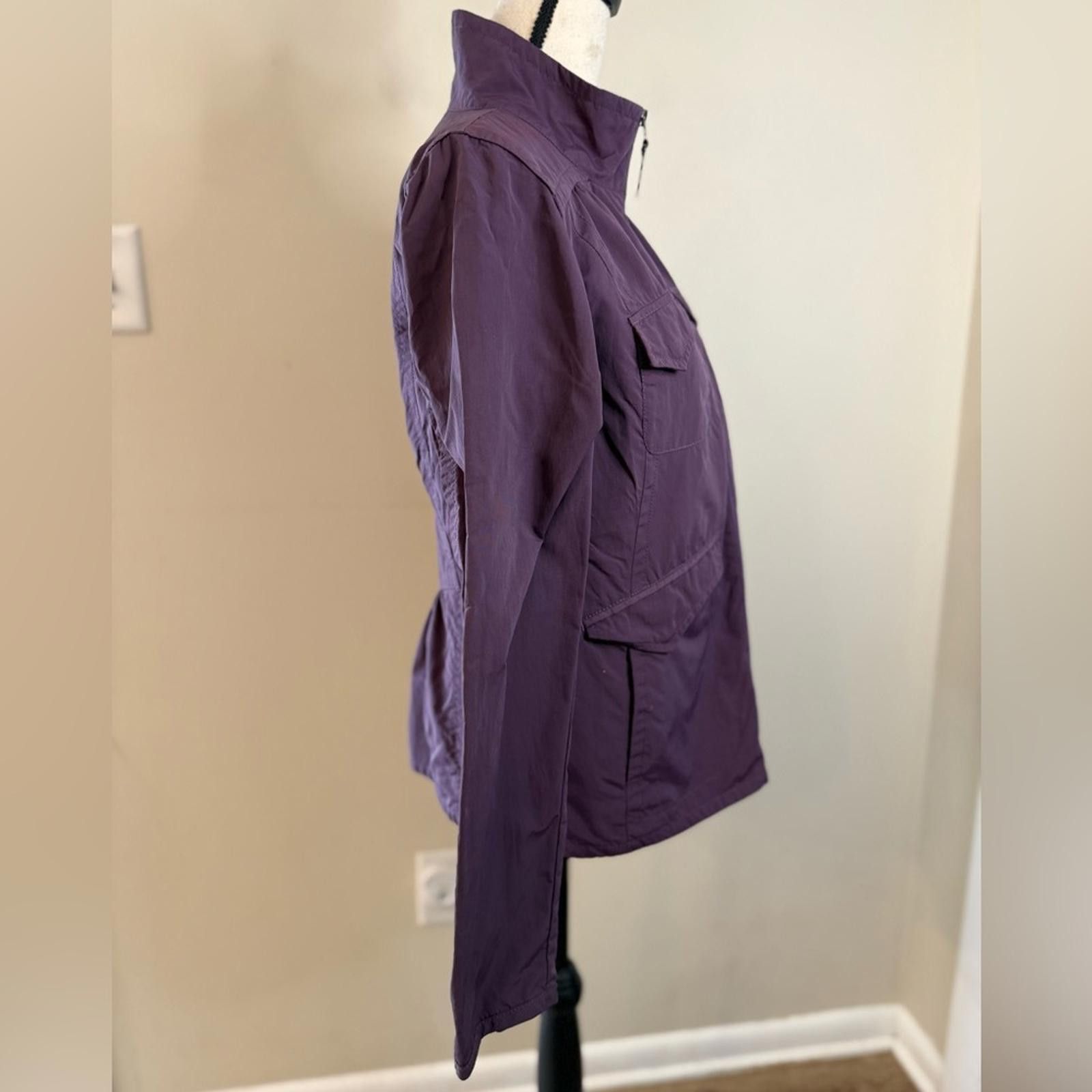Eddie Bauer Eddie Bauer jacket plum purple zip front multi pocket SZ SM Size S / US 4 / IT 40 - 2 Thumbnail