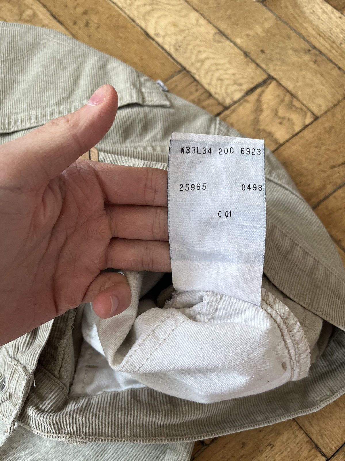 Levi's Vintage Levi’s Cream Jeans Corduroy Denim Baggy Fit 33x34 Size US 34 / EU 50 - 11 Thumbnail