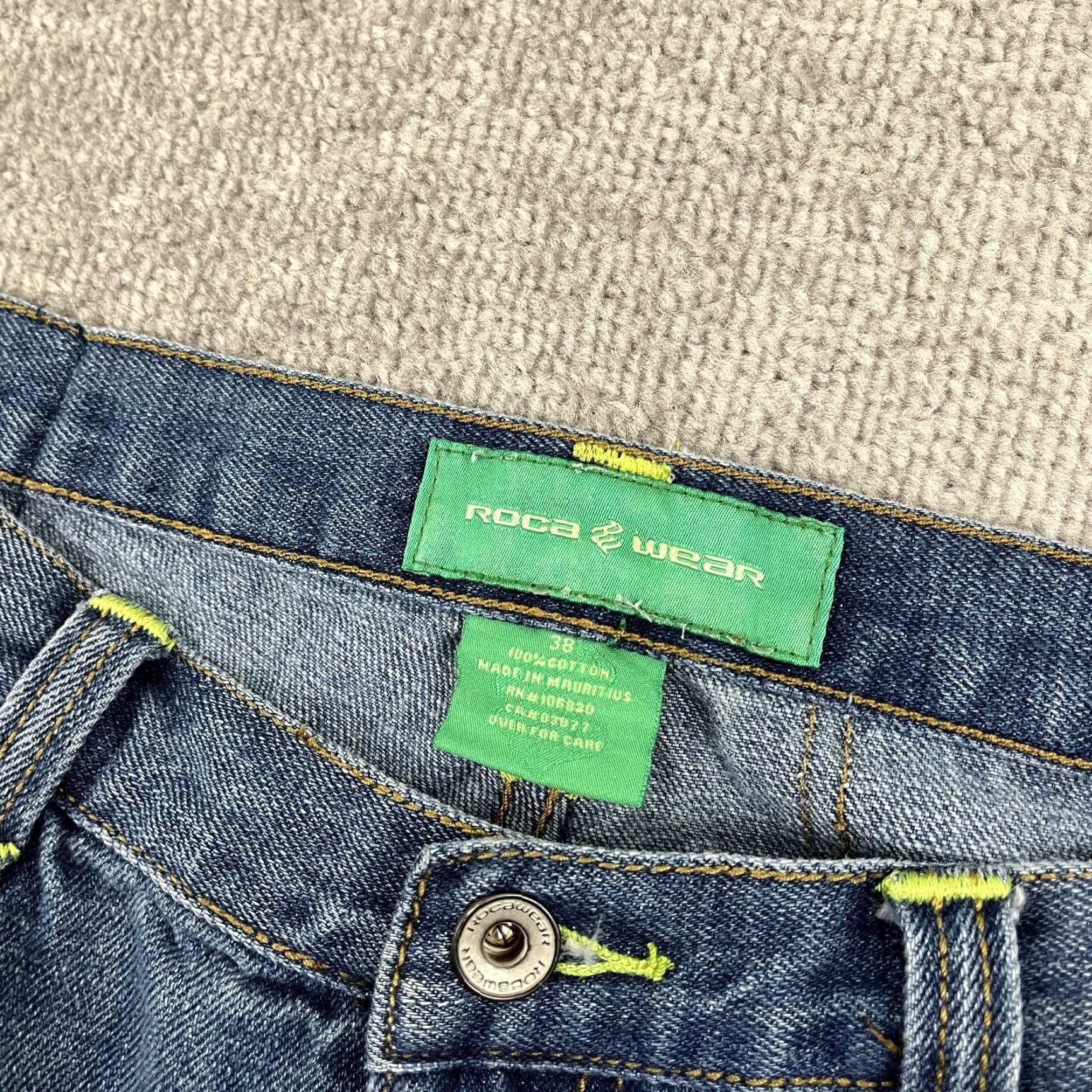 Rocawear VINTAGE Rocawear Jeans Mens 36 x 33 Blue Denim Skater Wide-Leg Hip Hop Embroidered 90s Grunge Retro Logo Mens Size US 36 / EU 52 - 2 Thumbnail