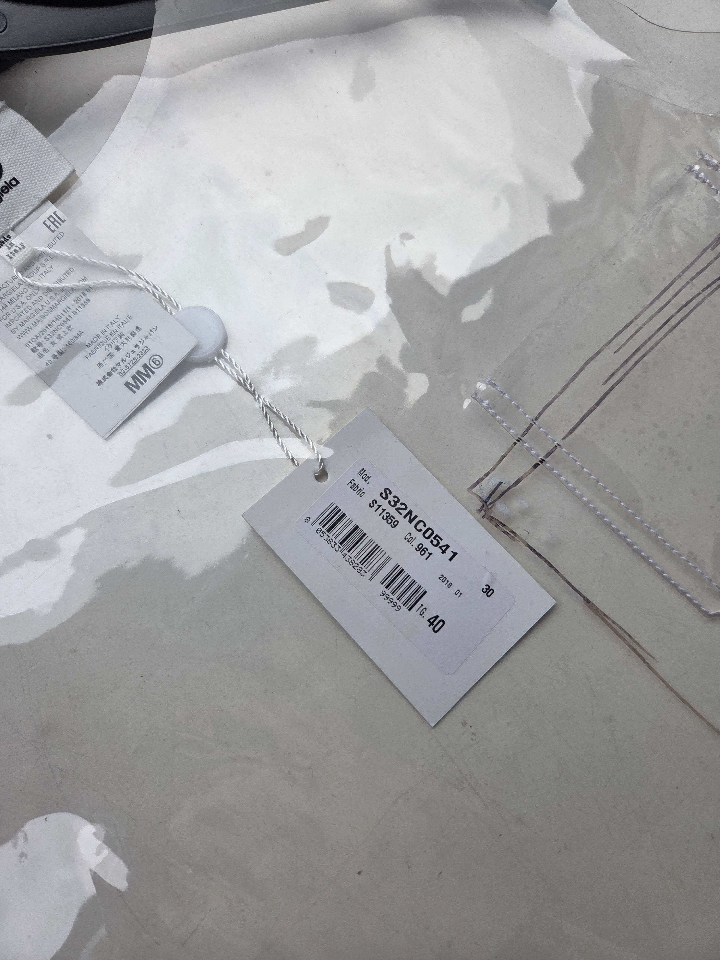 Maison Margiela Maison Margiela PVC top Size US S / EU 44-46 / 1 - 9 Thumbnail