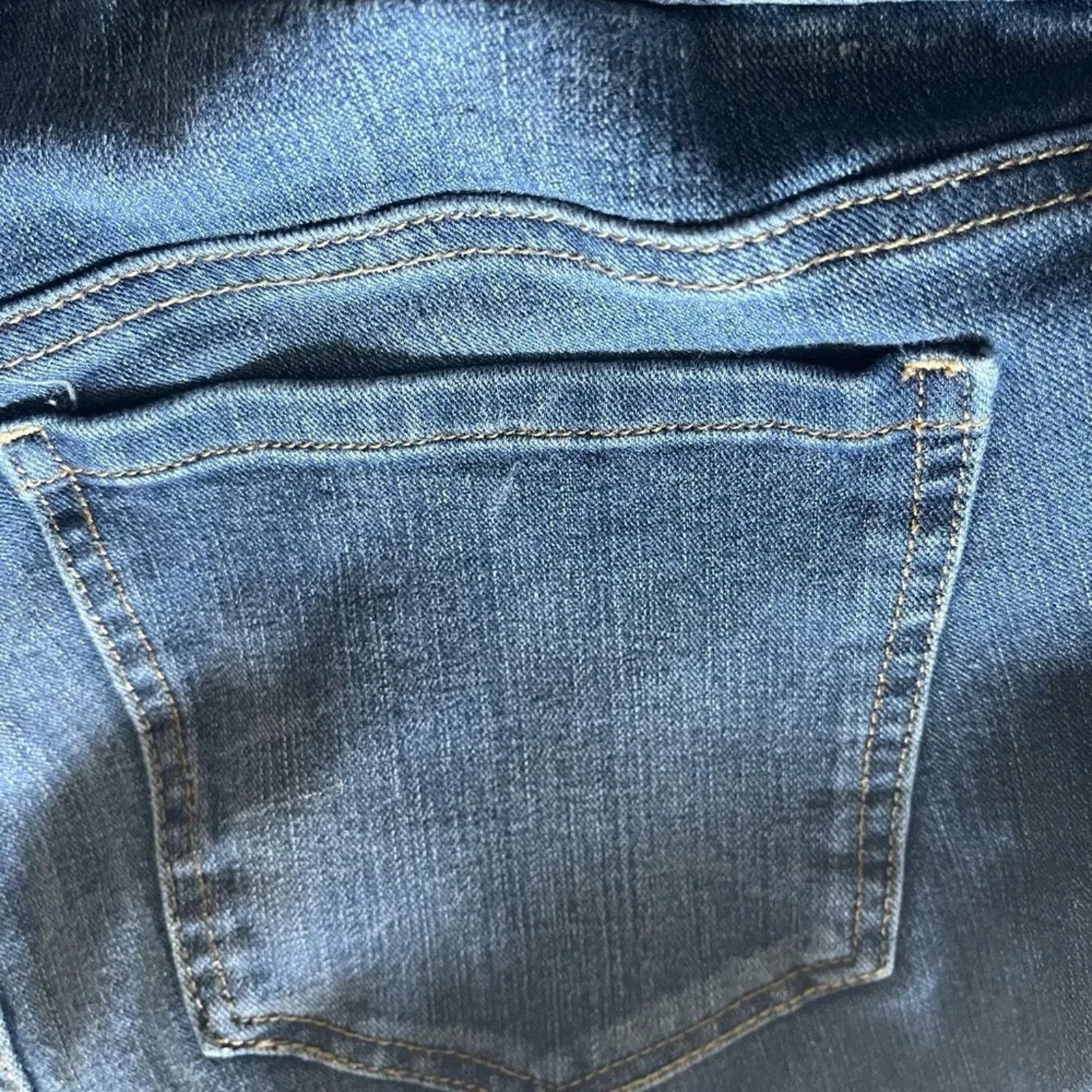 The Unbranded Brand Torrid Premimum Ultimate Stretch Jegging jeans, size 18R. Size 40" / US 18 - 6 Thumbnail