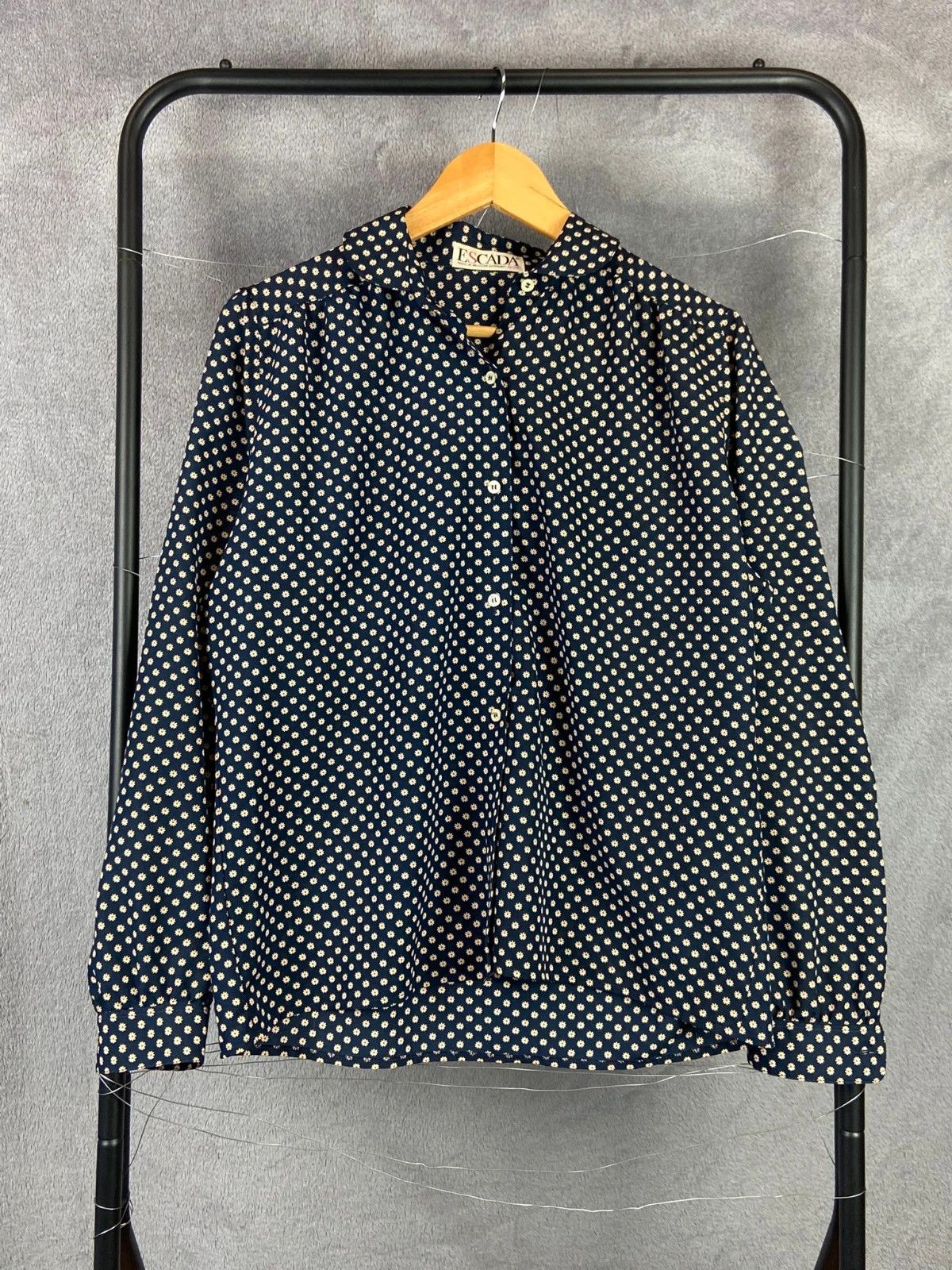Escada Escada vintage polka dot shirt high end luxury style Size M / US 6-8 / IT 42-44 - 1 Thumbnail