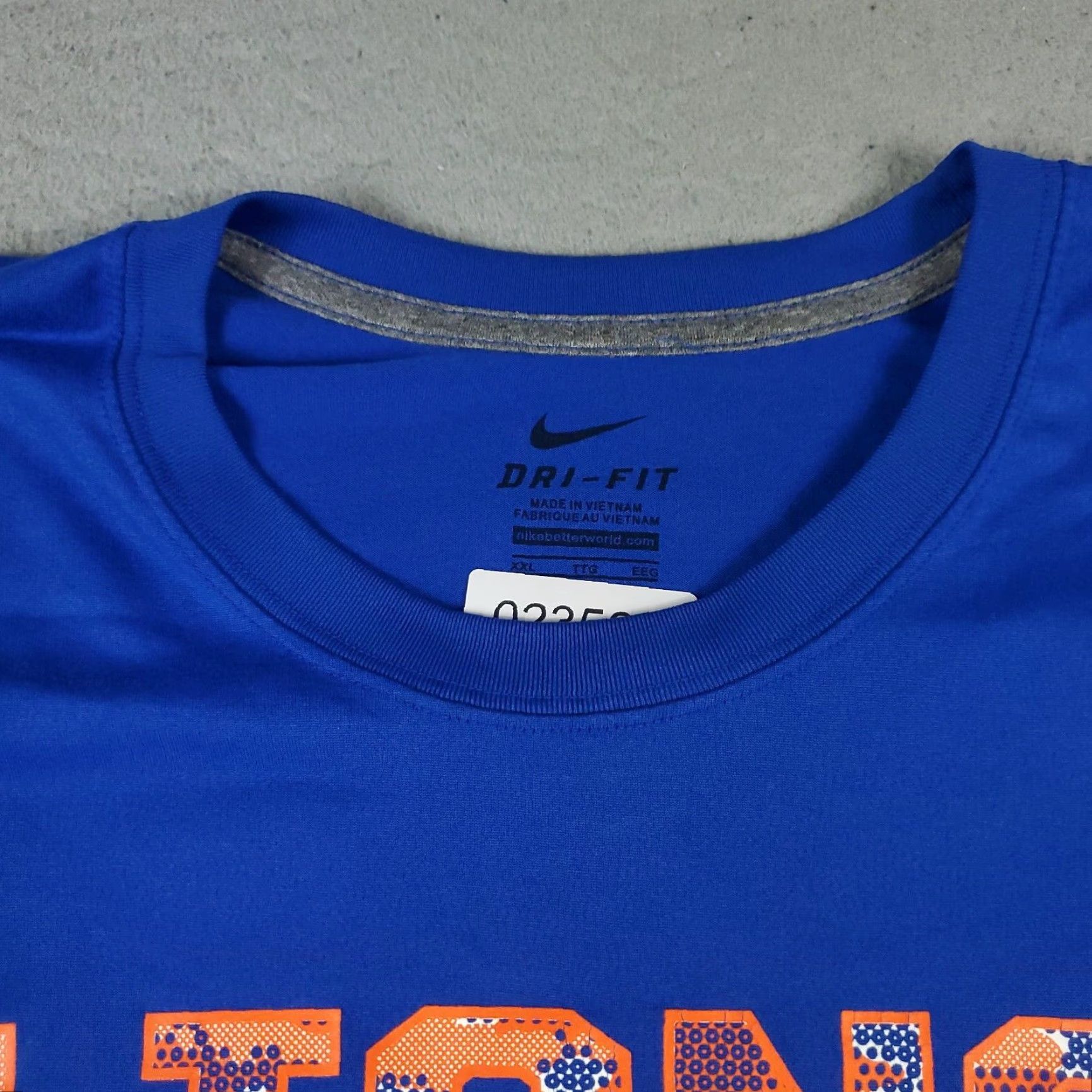 Nike Nike T Shirt Mens 2XL Blue Lions Swoosh Running Active Work Out Long Sleeve Size US XXL / EU 58 / 5 - 3 Thumbnail