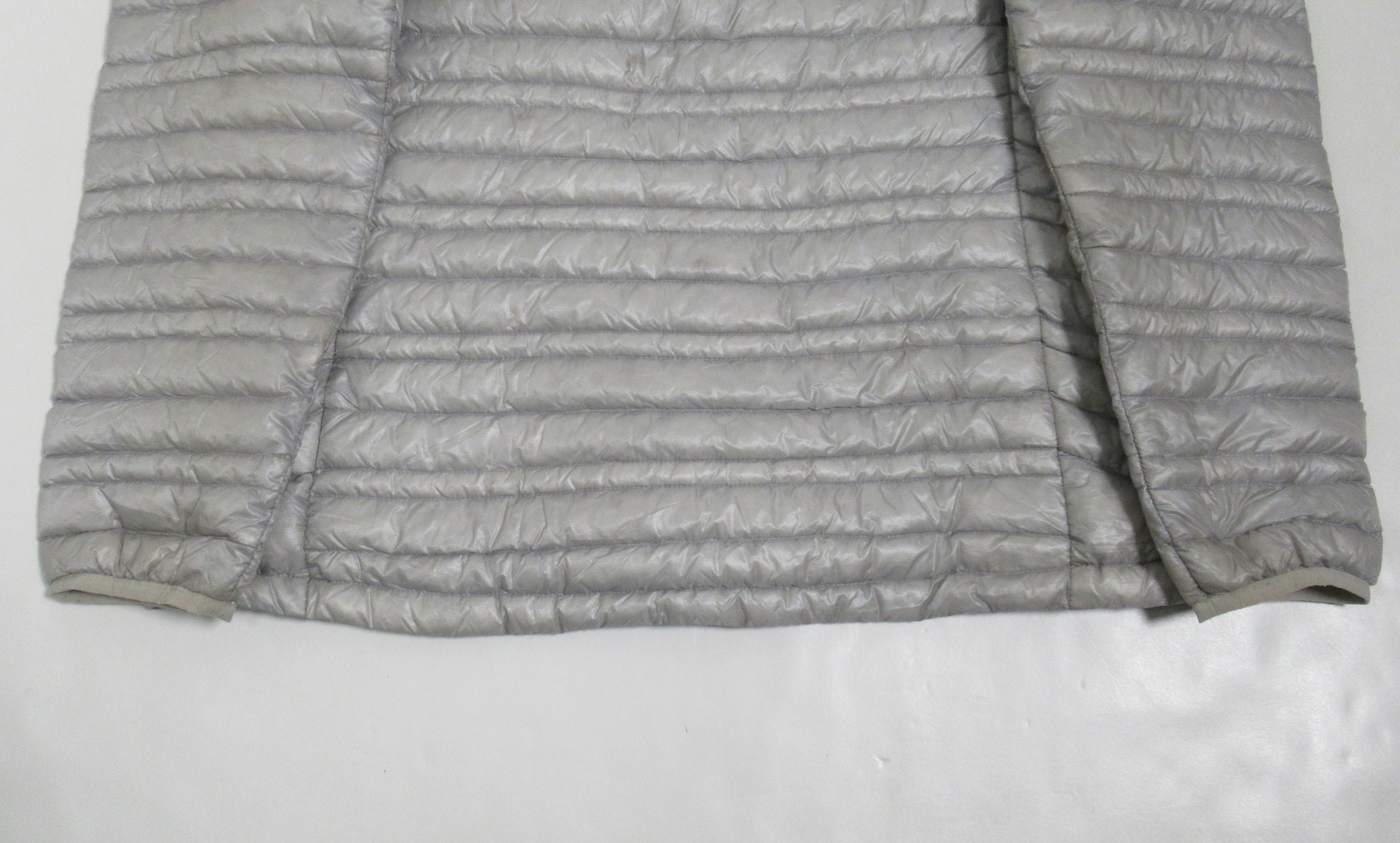 Patagonia Patagonia Ultralight Down Jacket Tailored Grey TGY 84761SP14 Size L / US 10 / IT 46 - 8 Thumbnail