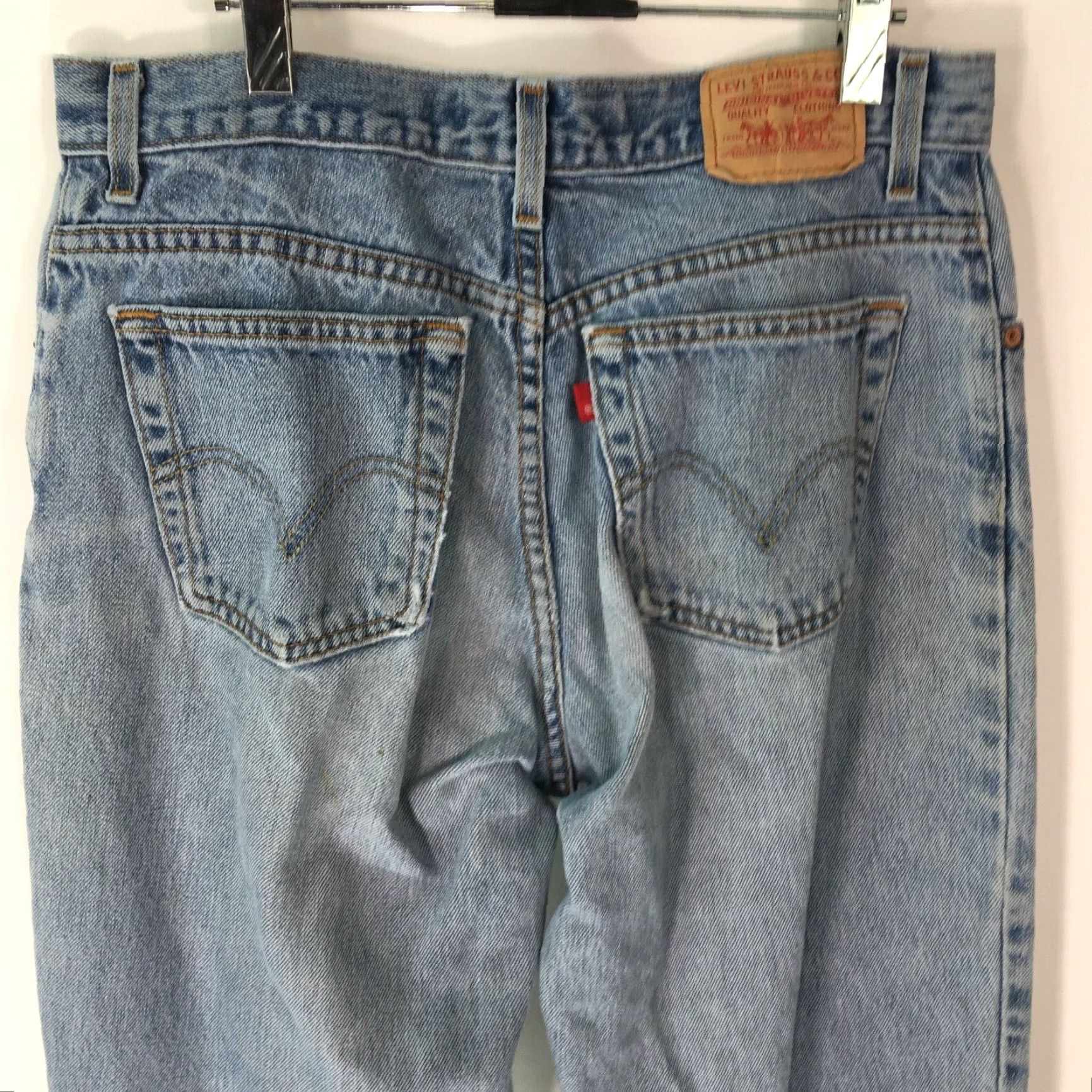 Levi's Levi's 550 Mens Tapered Relaxed Fit Denim Jeans Size 32 Waist 32 Inseam Blue Cotton Size US 32 / EU 48 - 4 Thumbnail