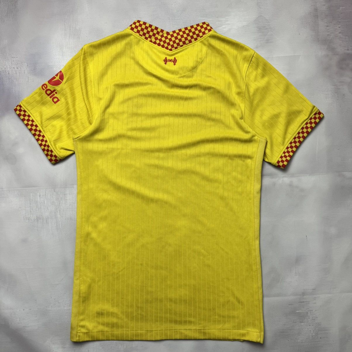Nike Nike Liverpool 2021-22 Third Jersey Yellow Red Check XS Size US XS / EU 42 / 0 - 10 Thumbnail