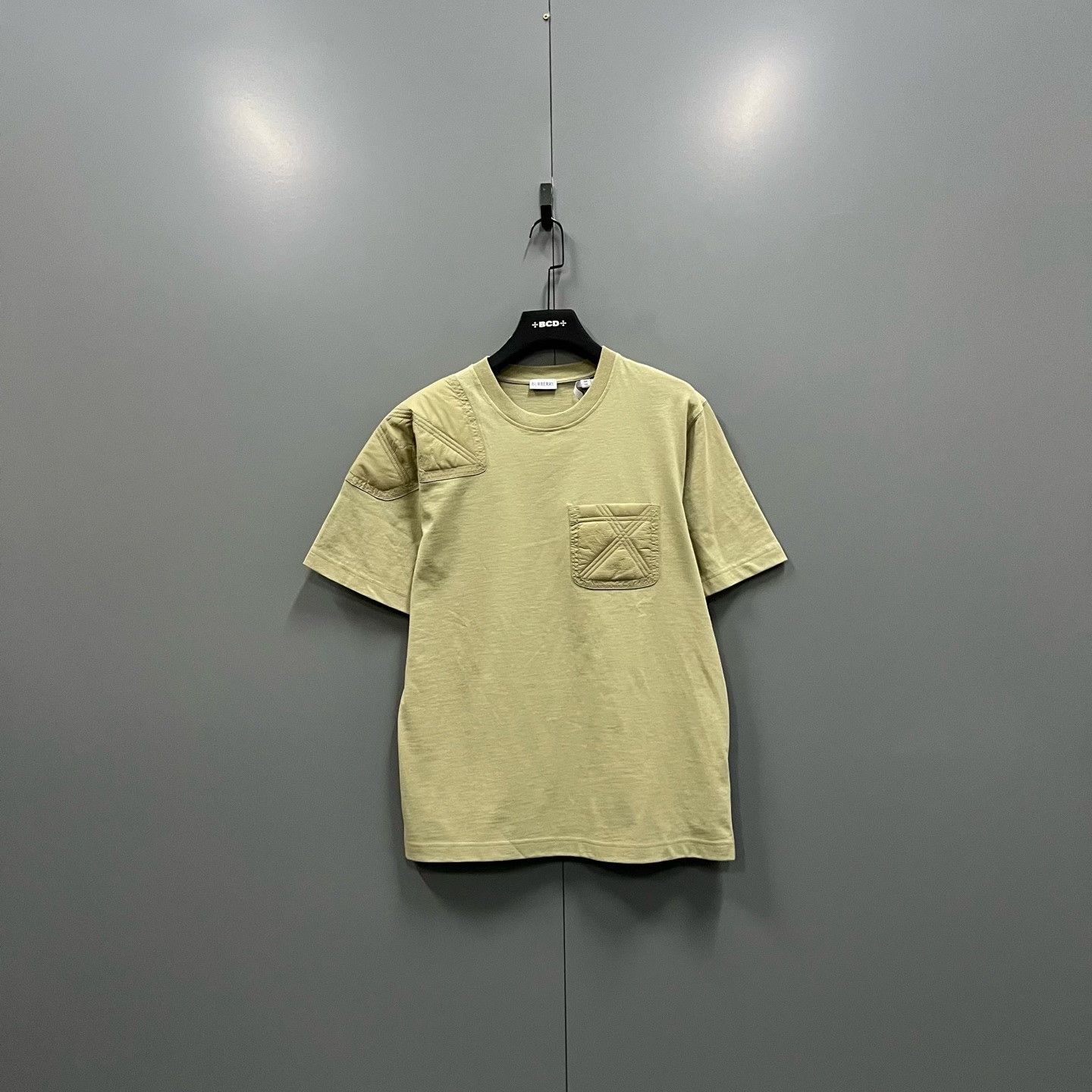 Burberry Burberry Patchwork T-Shirt xxs Men Size US XXS / EU 40 - 1 Thumbnail