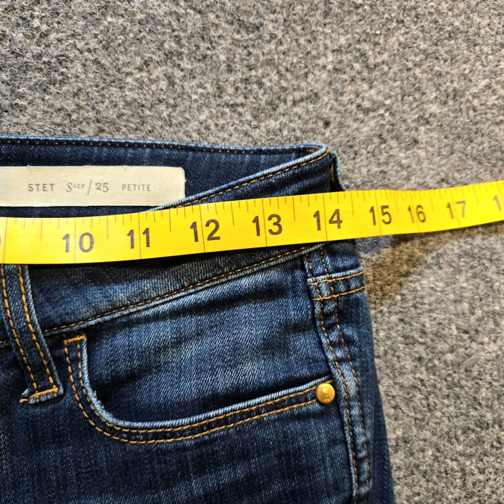 Vintage Pilcro Jeans Womens Size 25 Petite Blue Denim Capri Crop Stretch Capsule Casual Jeans Woman 5-Pocket Design Inseam 24in Capris Size 42" / US 20 - 5 Thumbnail
